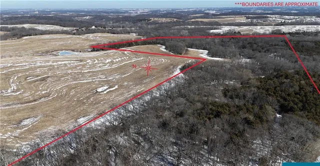 $429,300 | 27760 Y Highway, Oregon, MO 64473