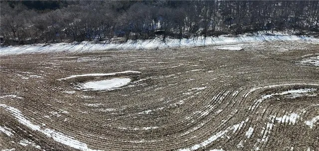 $429,300 | 27760 Y Highway, Oregon, MO 64473