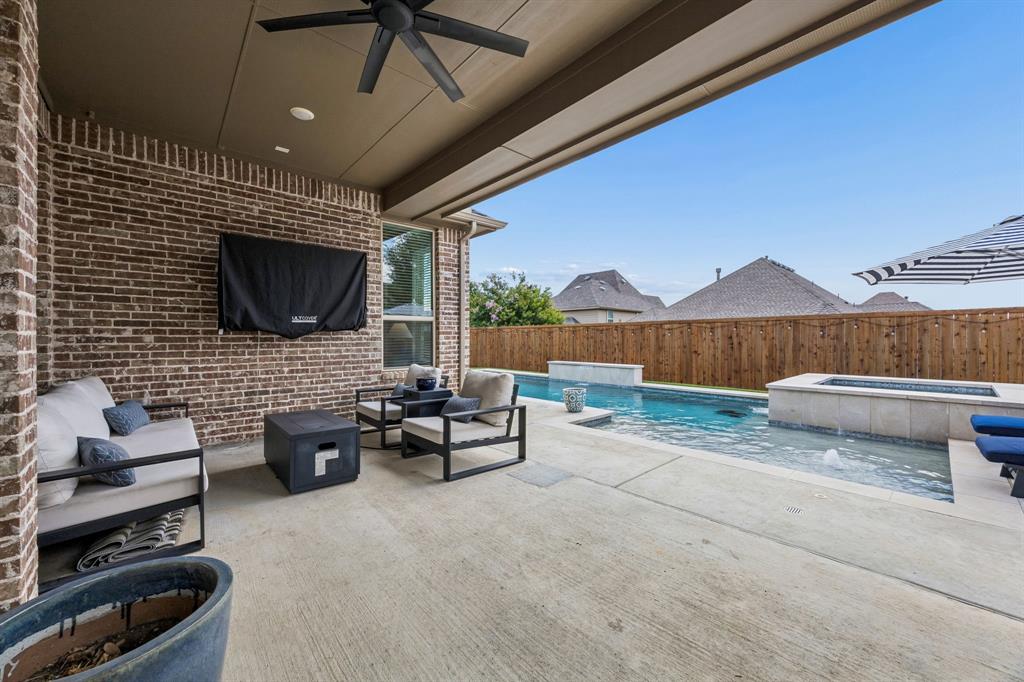 1104 Highpoint Way Roanoke, TX 76262 - Photo 33 of 39