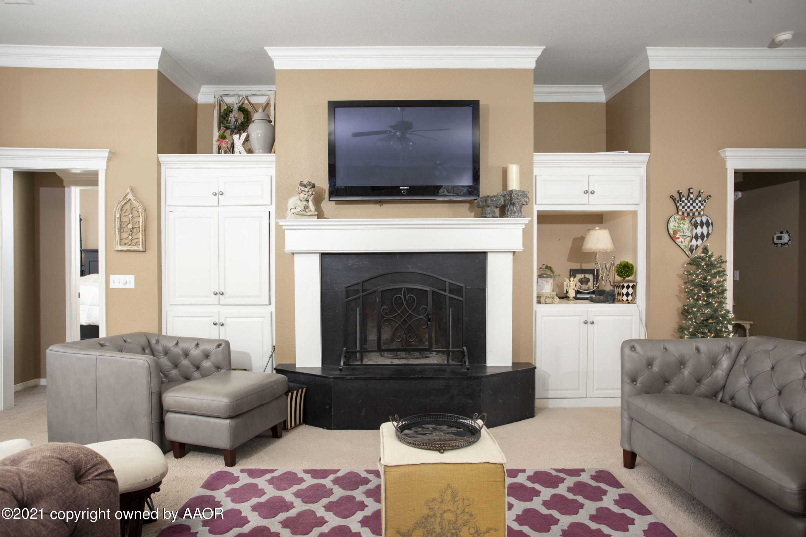 7008 Learning Tree Avenue Amarillo, TX 79119 - Photo 14 of 26 Living Room View 5