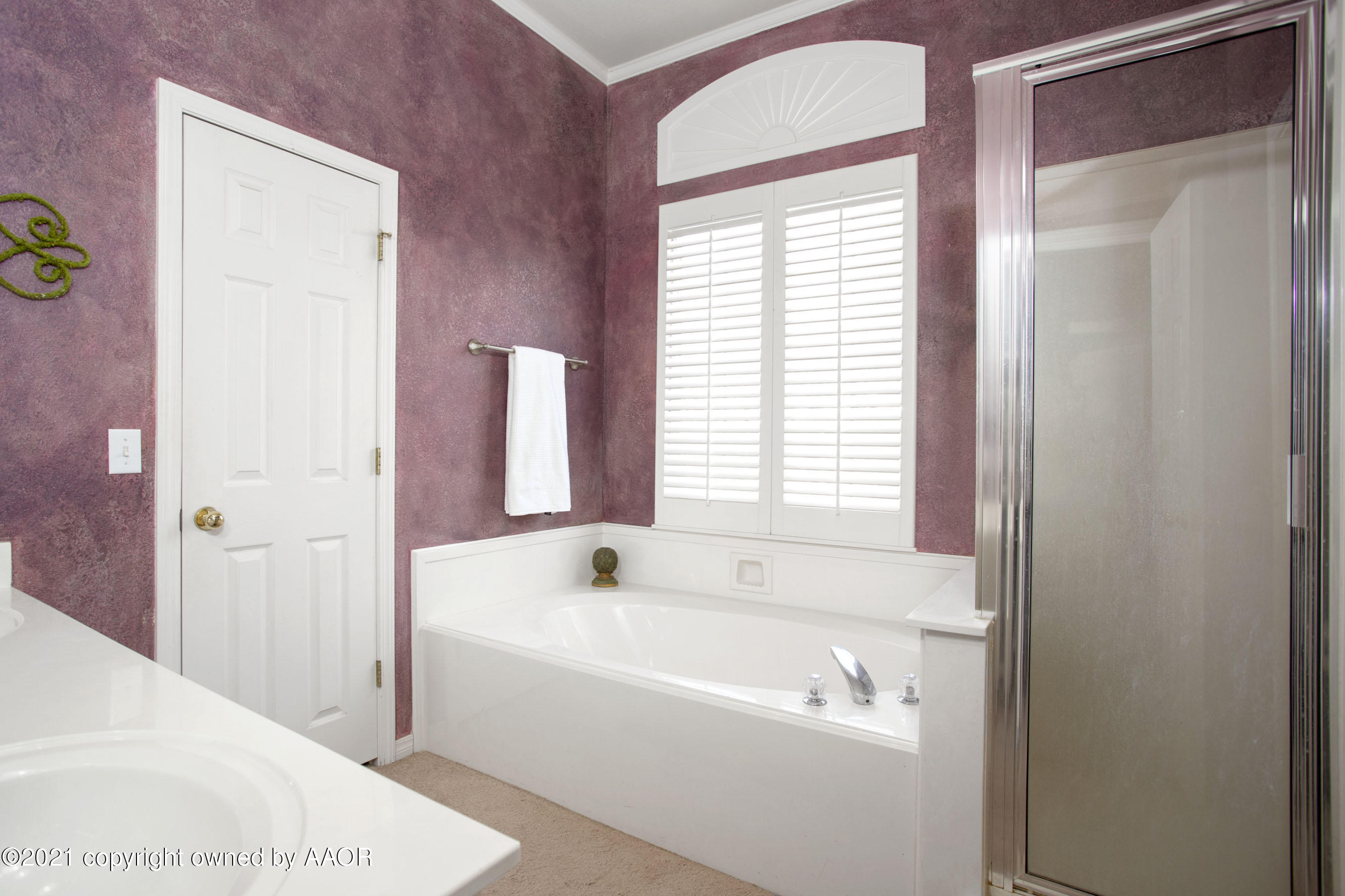 7008 Learning Tree Avenue Amarillo, TX 79119 - Photo 16 of 26 Master Bathroom