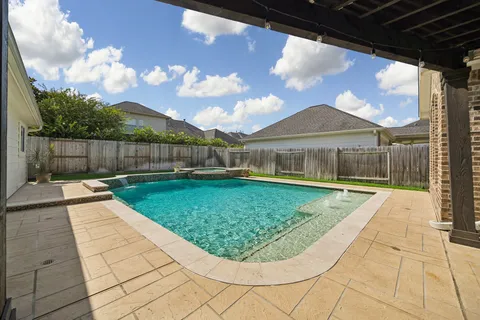 $685,000 | 5718 Brennan Ridge Lane, Katy, TX 77450