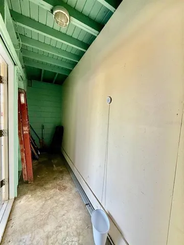 $1,600 | 255 38th Avenue Southeast, St. Petersburg, FL 33705