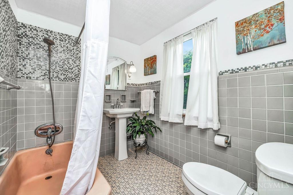 713 Maplewood Road Hamilton, OH 45013 - Photo 31 of 49 Gallery Image 31