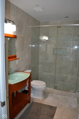 $2,250 | 429 North Pennsylvania Street, Unit 602, Indianapolis, IN 46204