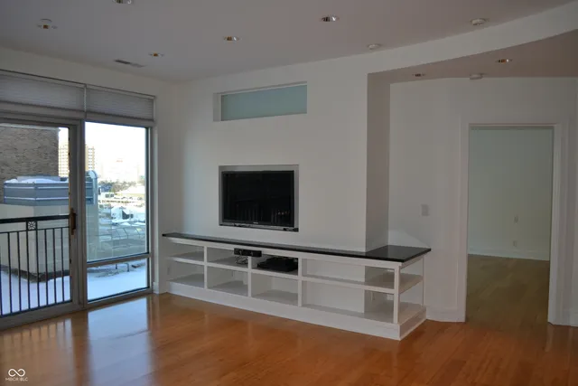 $2,250 | 429 North Pennsylvania Street, Unit 602, Indianapolis, IN 46204