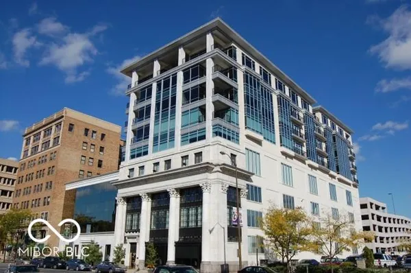 $2,250 | 429 North Pennsylvania Street, Unit 602, Indianapolis, IN 46204