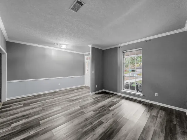 $299,900 | 3910 Cypress Point, Beaumont, TX 77707