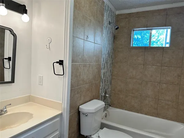 $500 | 3211 Poplar Street, Greenville, TX 75402