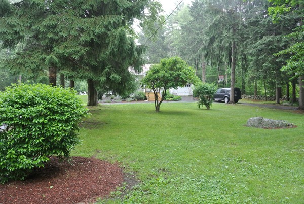 438 Bay Road Easton, MA 02375 - Photo 3 of 30 Gallery Image 3