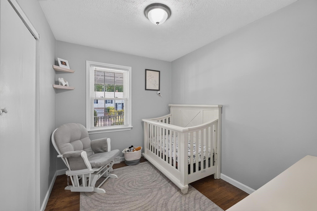 403 Valley Road New Bedford, MA 02745 - Photo 37 of 41