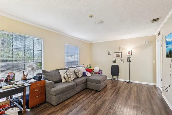 $460,000 | 810 Meadowbrook Drive, Orange Park, FL 32073