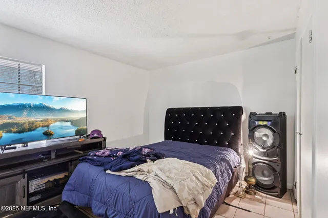 $475,000 | 810 Meadowbrook Drive, Orange Park, FL 32073