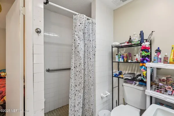 $460,000 | 810 Meadowbrook Drive, Orange Park, FL 32073