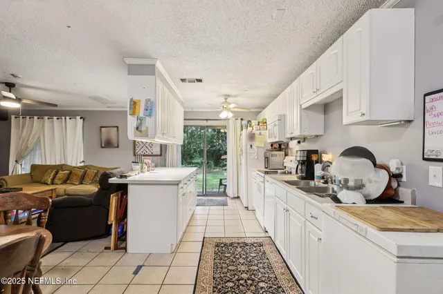 $475,000 | 810 Meadowbrook Drive, Orange Park, FL 32073