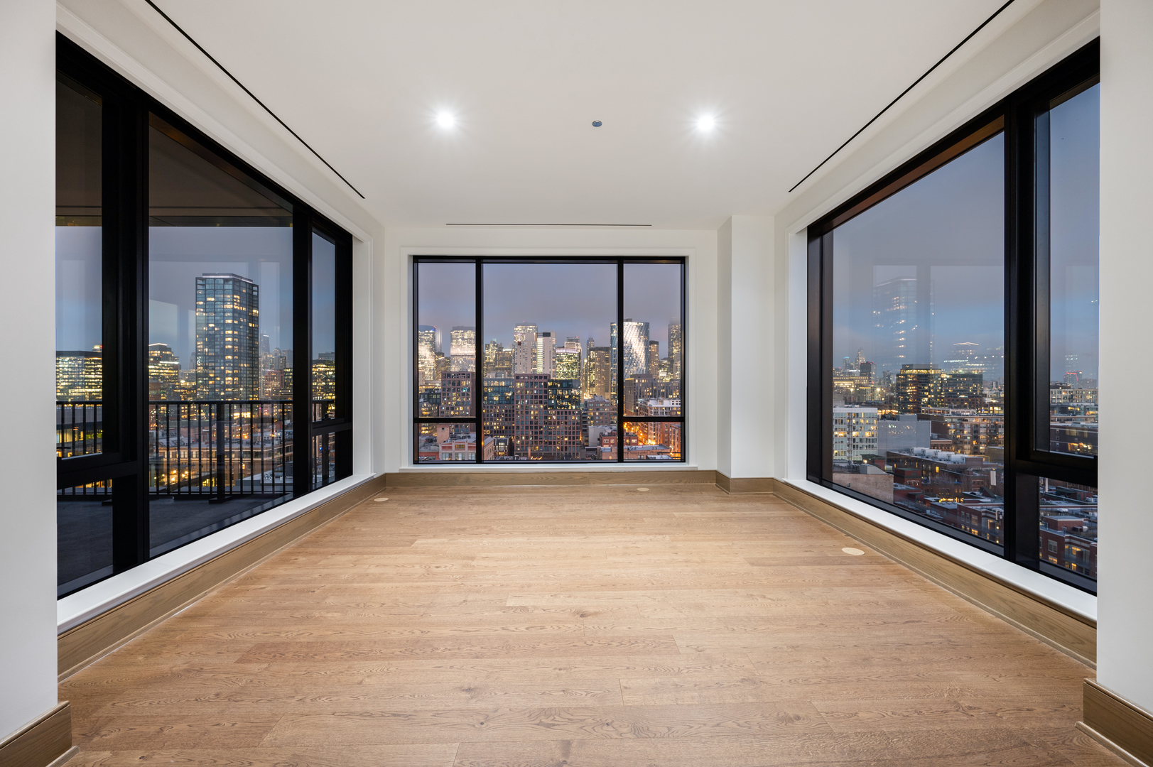 21 North May Street, Unit 1401 Chicago, IL 60607 - Photo 34 of 47 a view of an empty room with a balcony