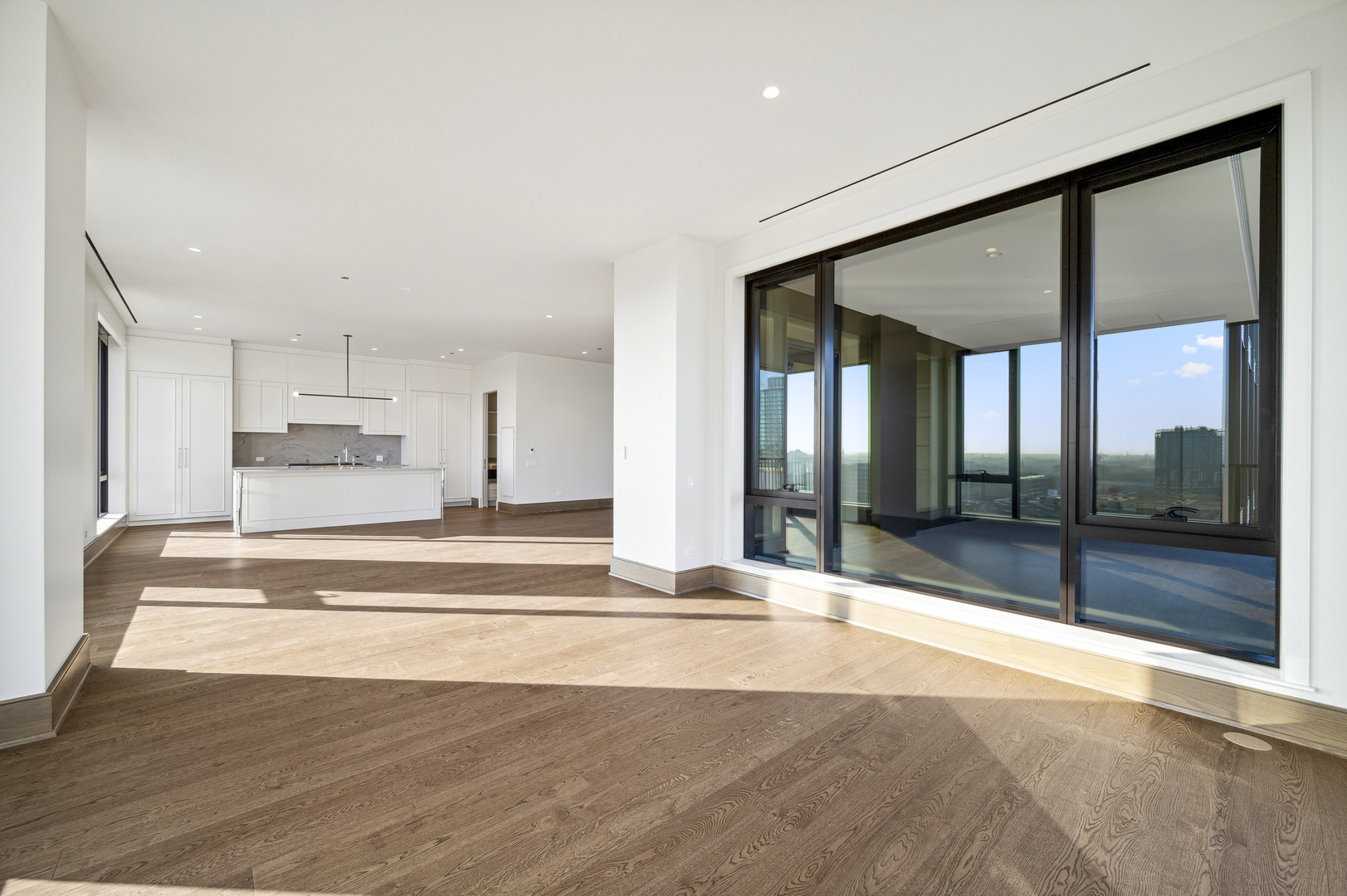 21 North May Street, Unit 1401 Chicago, IL 60607 - Photo 35 of 47 a view of an entryway of the house