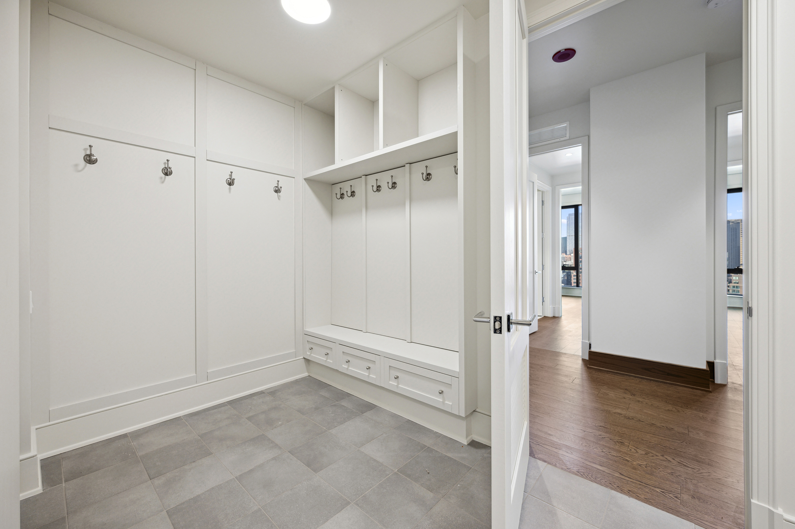 21 North May Street, Unit 1401 Chicago, IL 60607 - Photo 45 of 47 a view of an empty room