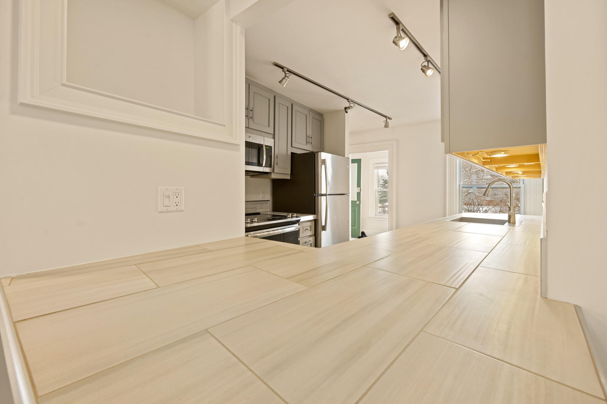 326 Union Street Bangor, ME 04401 - Photo 21 of 64 DSC_4367