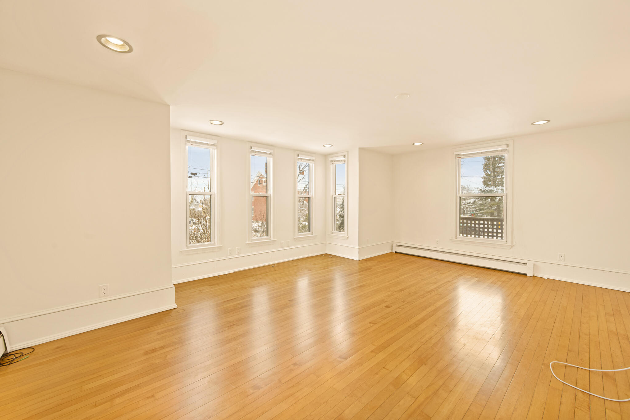 326 Union Street Bangor, ME 04401 - Photo 10 of 64 DSC_4342