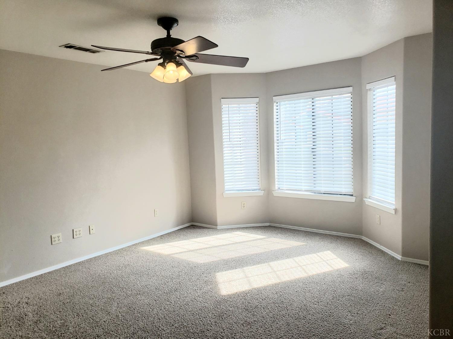 656 East Spring Lane Lemoore, CA 93245 - Photo 12 of 35 Gallery Image 12