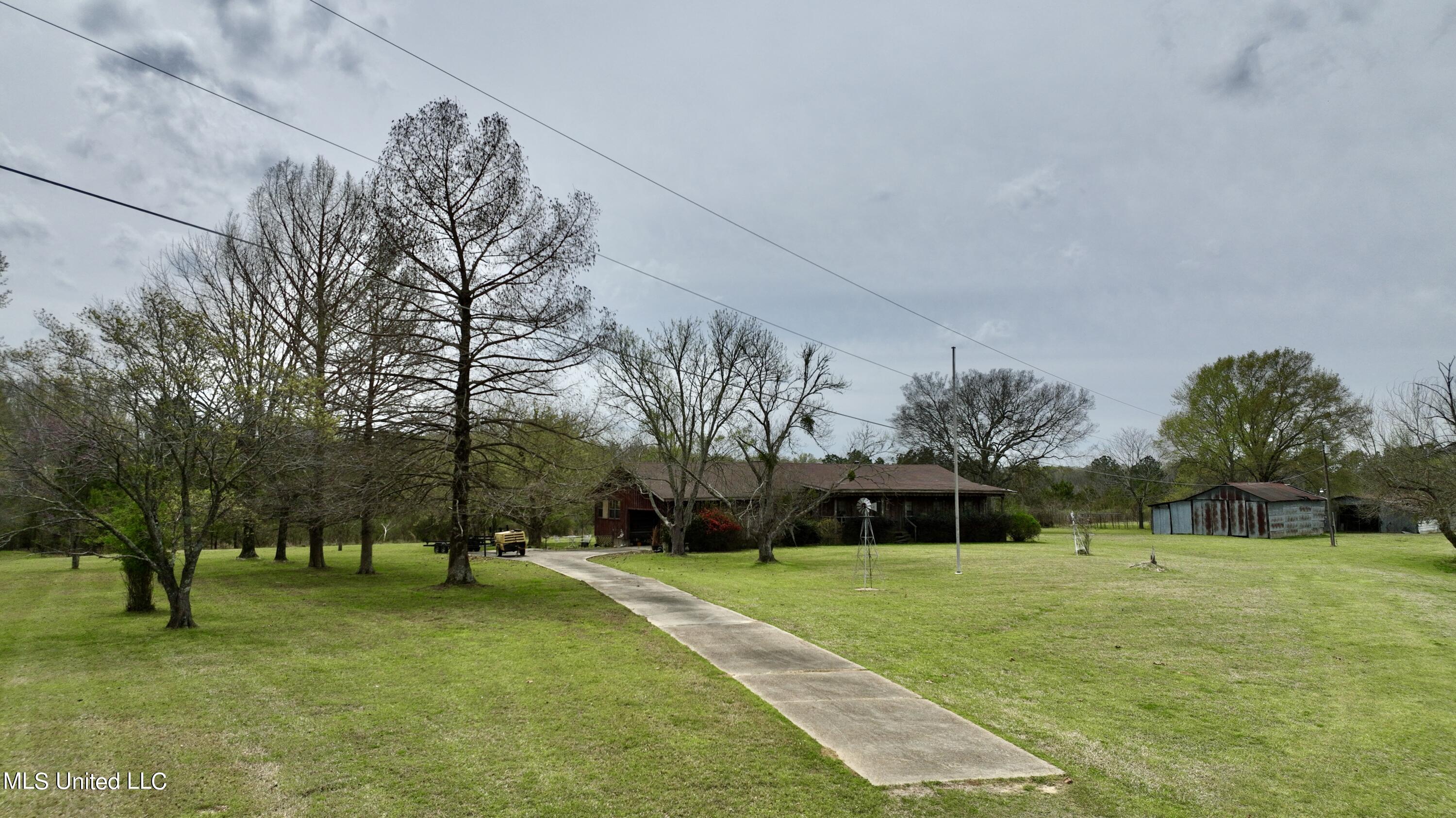 567 Countryside Place Madison, MS 39110 - Photo 28 of 41 Photo_1080295921_DJI_497_jpg_10025575_0_