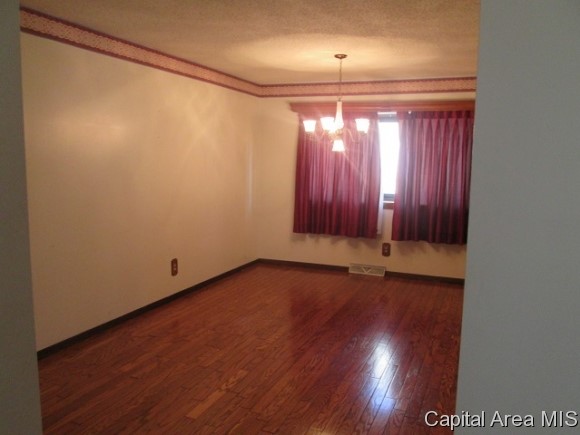 7809 Hunt Road Springfield, IL 62712 - Photo 5 of 10