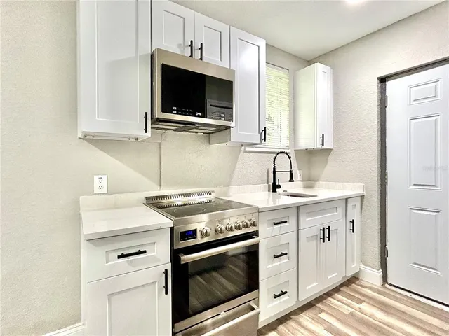 $2,600 | 418 Charles Street, Winter Garden, FL 34787