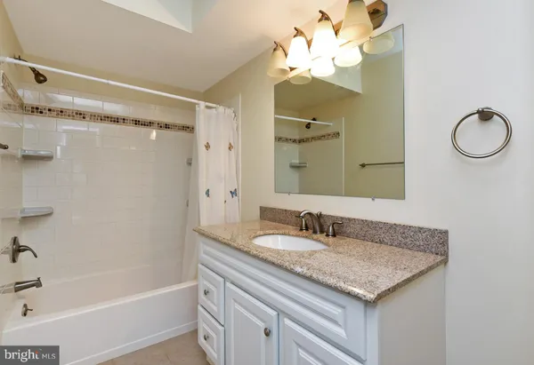 $3,800 | 17 A Andover Circle, Unit 17A, Princeton, NJ 08540