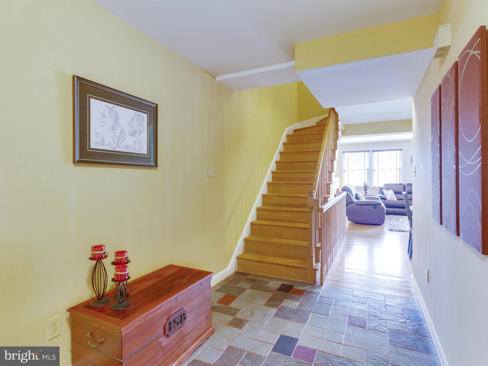 3897 Chain Bridge Road Fairfax, VA 22030 - Photo 2 of 30 Interior (General)