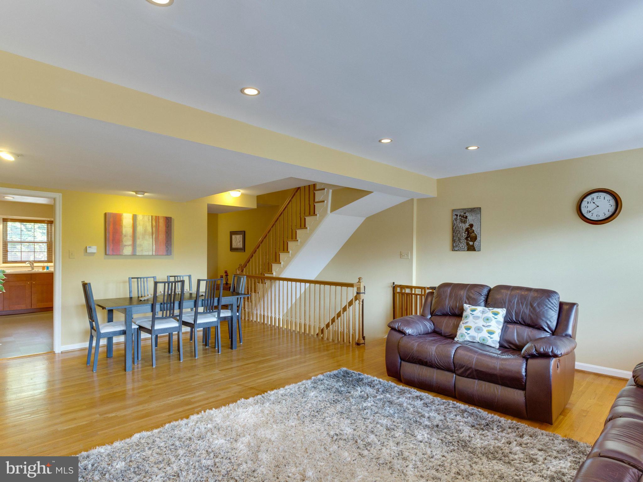 3897 Chain Bridge Road Fairfax, VA 22030 - Photo 13 of 30 Living Room