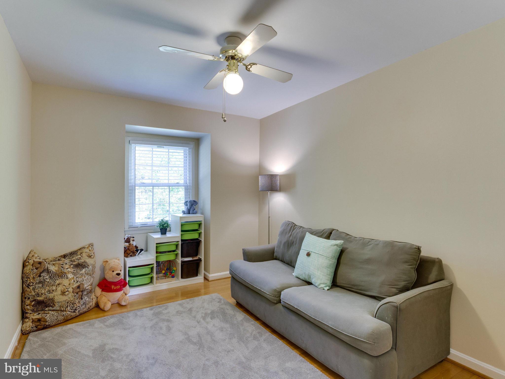 3897 Chain Bridge Road Fairfax, VA 22030 - Photo 19 of 30 Bedroom