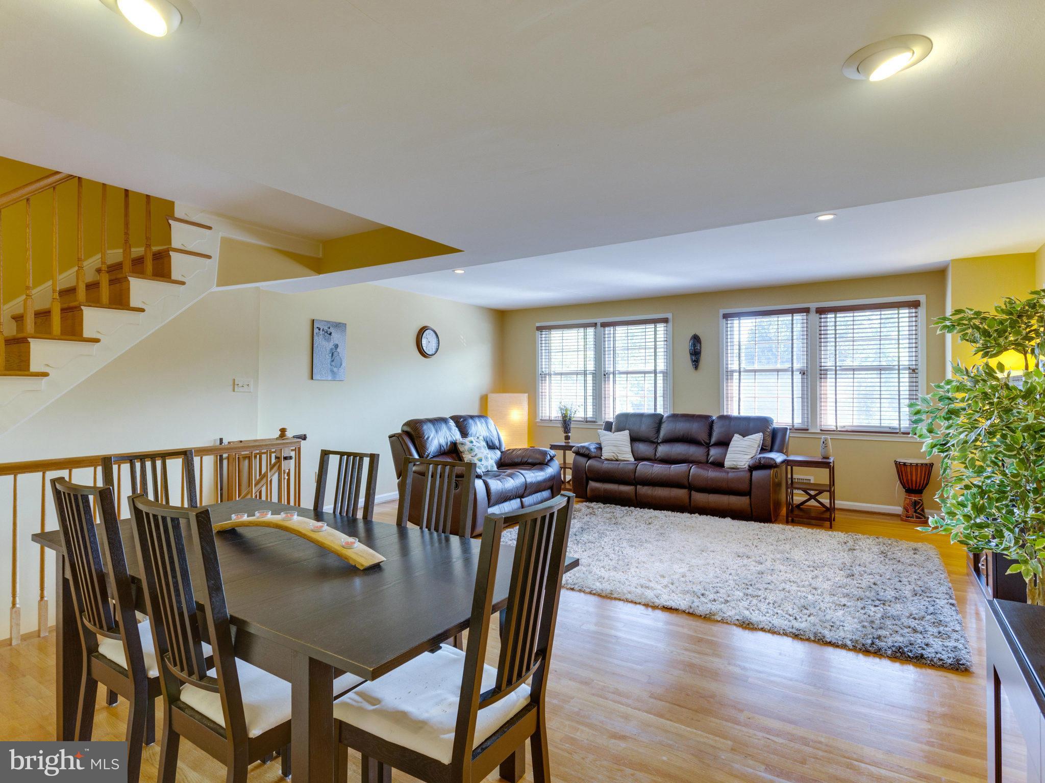 3897 Chain Bridge Road Fairfax, VA 22030 - Photo 8 of 30 Dining Room