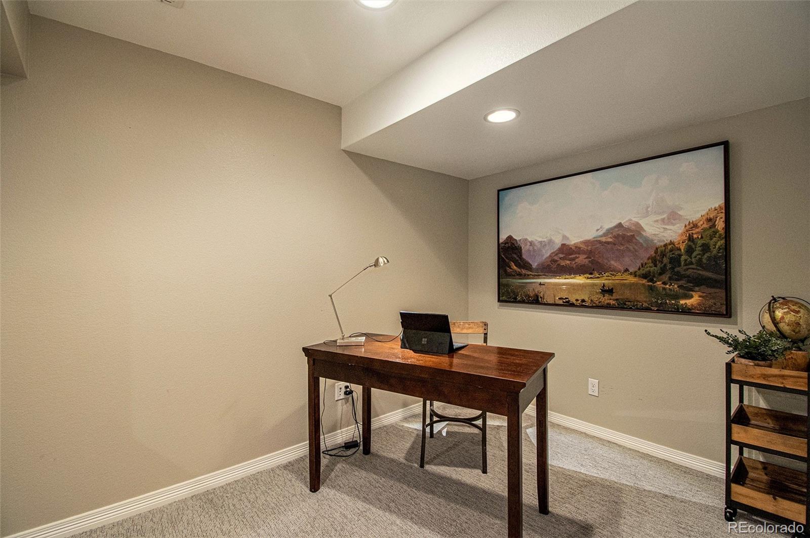 9411 Desert Willow Road Highlands Ranch, CO 80129 - Photo 27 of 40 Gallery Image 27