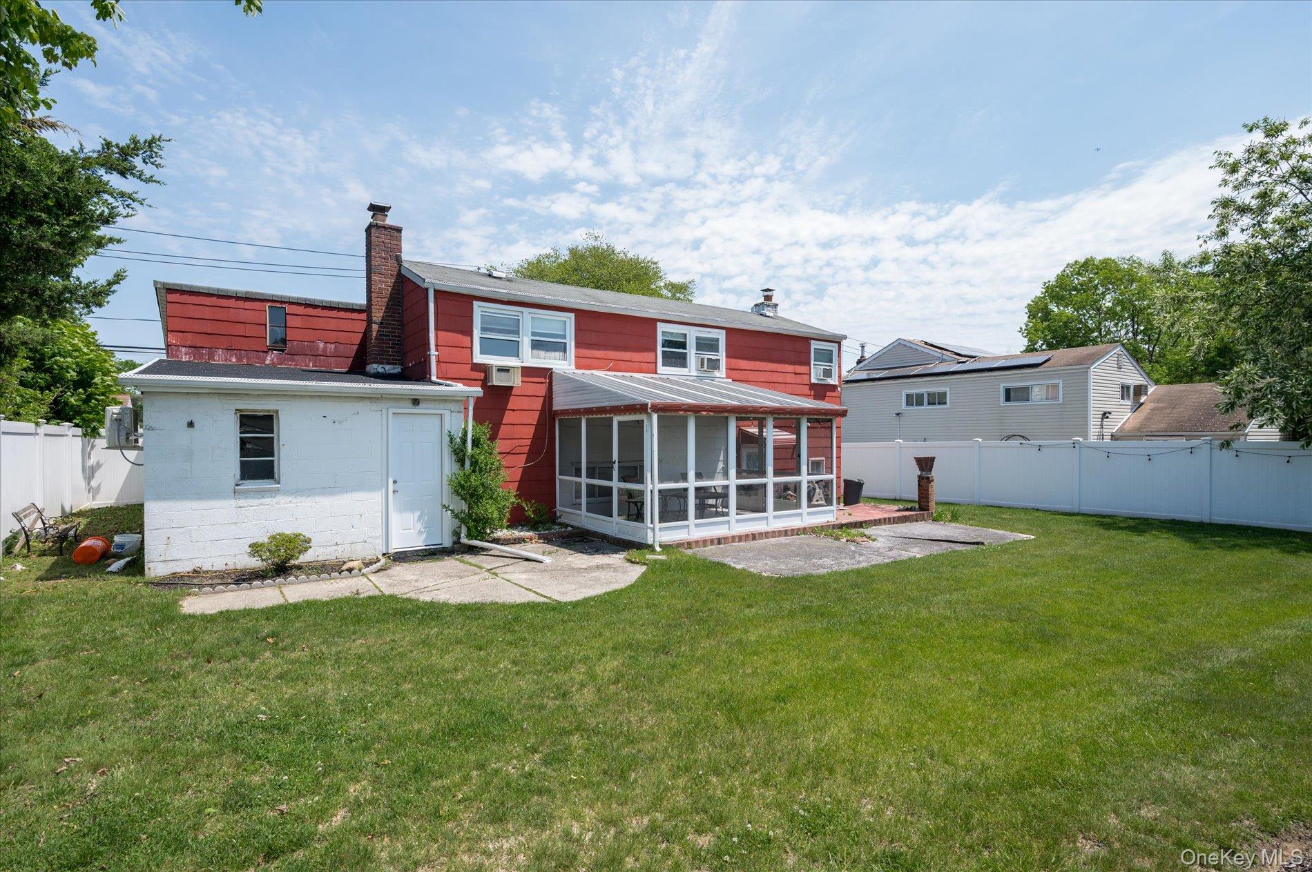 330 Woods Road North Babylon, NY 11703 - Photo 21 of 21