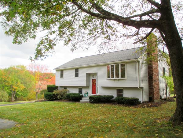 16 Forge Hill Road Franklin, MA 02038 - Photo 1 of 30 Gallery Image 1