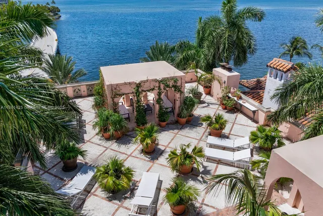 $24,000,000 | 1840 South Bayshore Lane, Miami, FL 33133