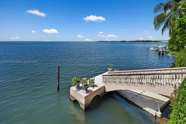 $24,000,000 | 1840 South Bayshore Lane, Miami, FL 33133