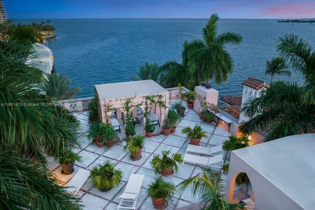 $24,000,000 | 1840 South Bayshore Lane, Miami, FL 33133