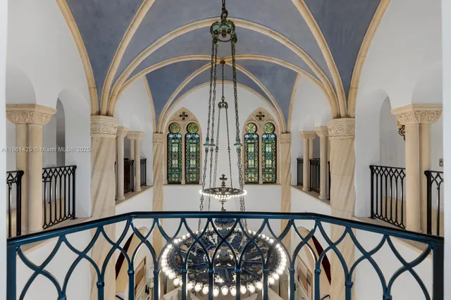 $24,000,000 | 1840 South Bayshore Lane, Miami, FL 33133