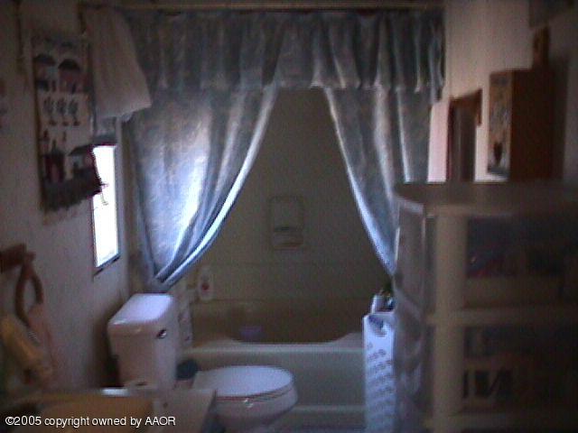 8710 Arlie Road Amarillo, TX 79108 - Photo 9 of 11 Master Bath