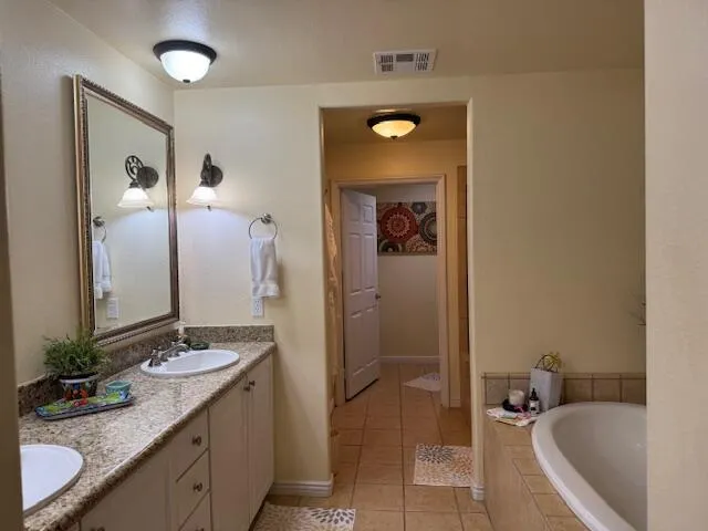 $335,000 | 45245 Seeley Drive, Unit 15G, La Quinta, CA 92253