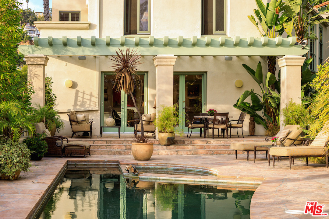 1368 Vireo Drive Los Angeles, CA 90069 - Photo 3 of 14