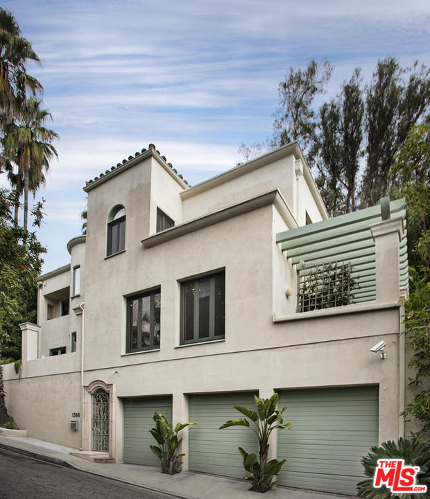 1368 Vireo Drive Los Angeles, CA 90069 - Photo 4 of 14