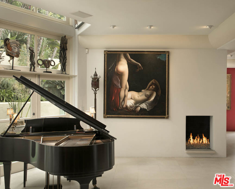 1368 Vireo Drive Los Angeles, CA 90069 - Photo 7 of 14