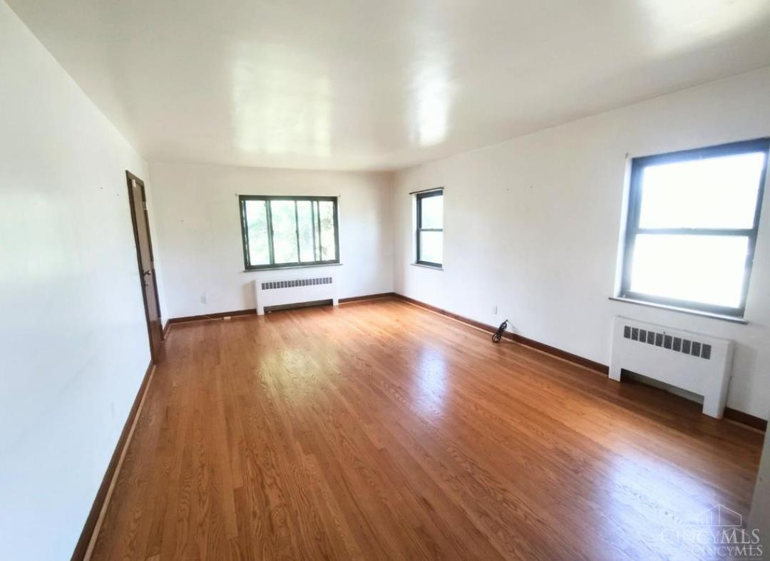 2449 Ferguson Road Cincinnati, OH 45238 - Photo 2 of 14 Gallery Image 2