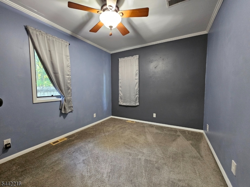 22 Amherst Way Hopatcong, NJ 07843 - Photo 6 of 10