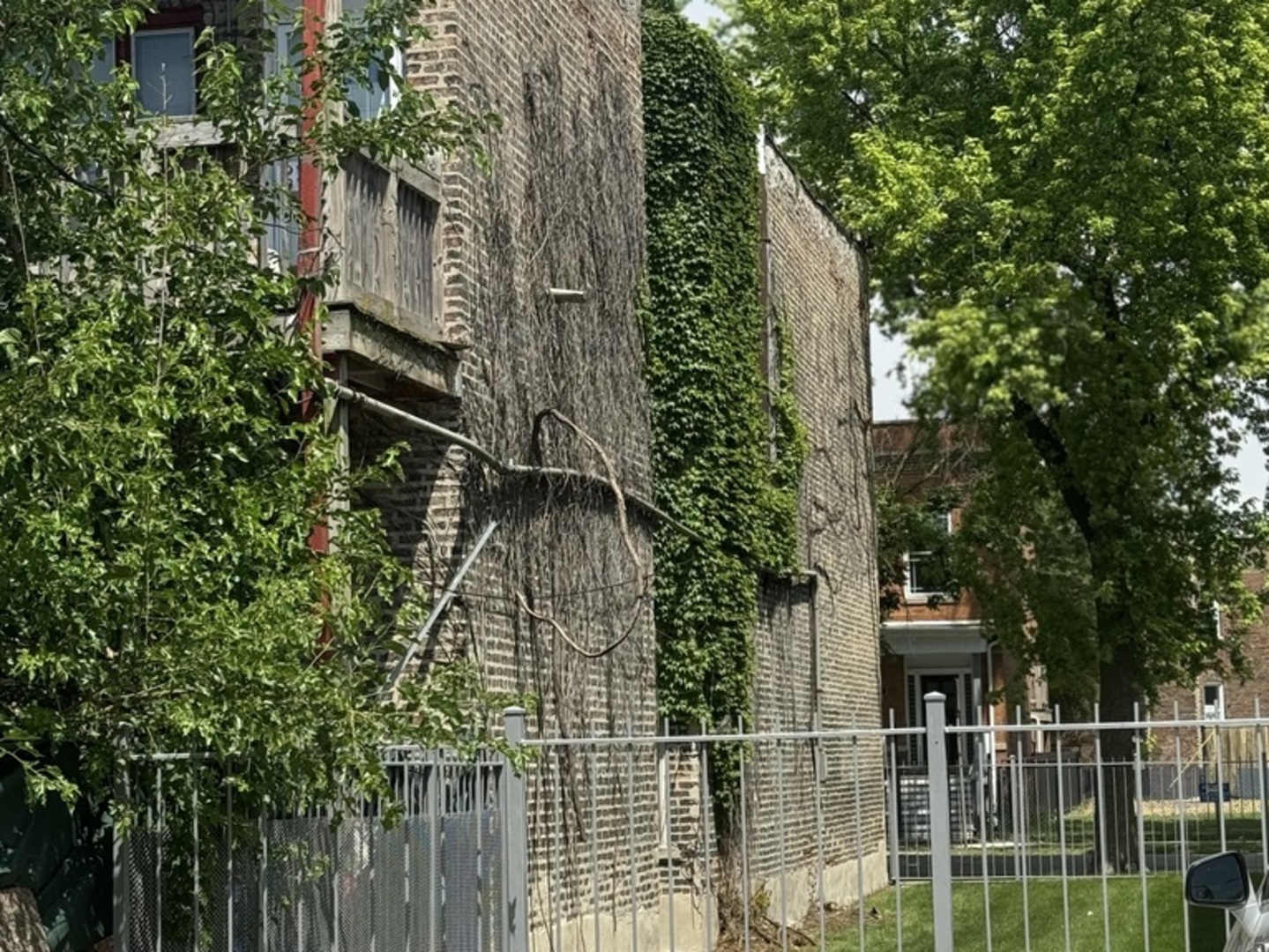 5434 South Union Avenue Chicago, IL 60609 - Photo 2 of 4