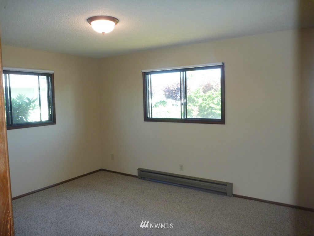 1305 Eshom Road Centralia, WA 98531 - Photo 11 of 20 Gallery Image 11