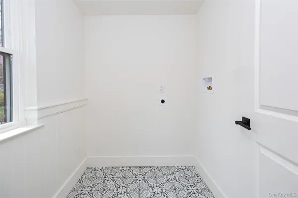 $550,000 | 96 Montfort Road, Wappingers Falls, NY 12590